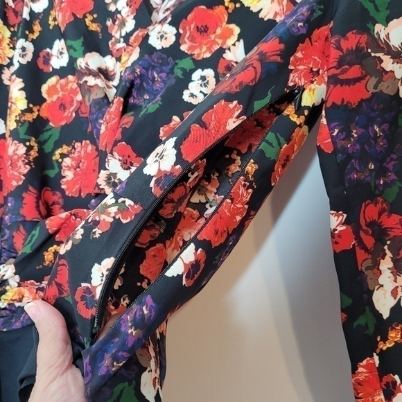 Zara Floral And Black Body Suit - Picture 11 of 12